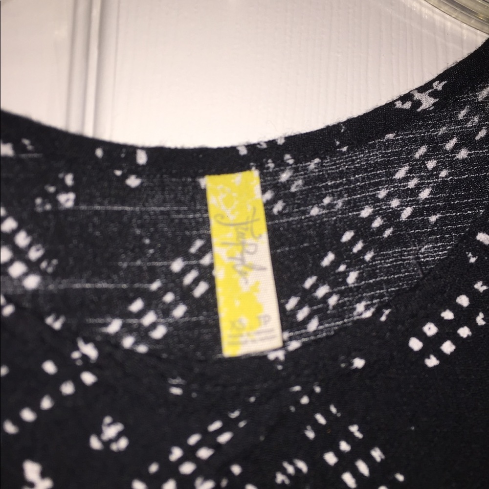 Free people tank with cut out open front - Picture 4 of 5